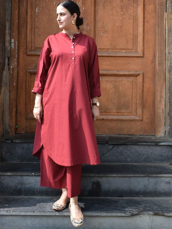 Stylish Maroon Comfort Set