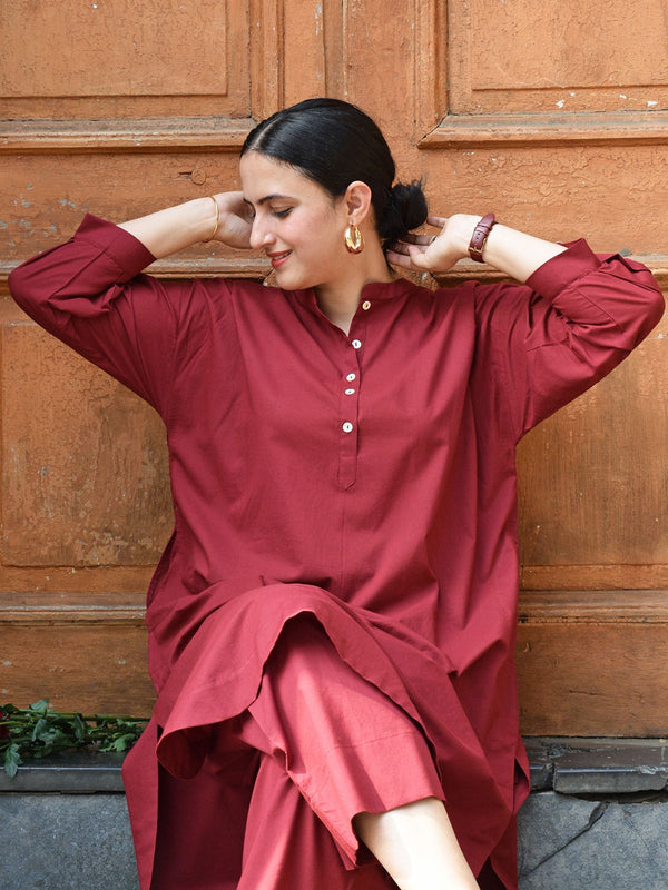 Stylish Maroon Comfort Set